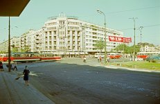 Hotel Dunarea si blocul in anii 60.jpg